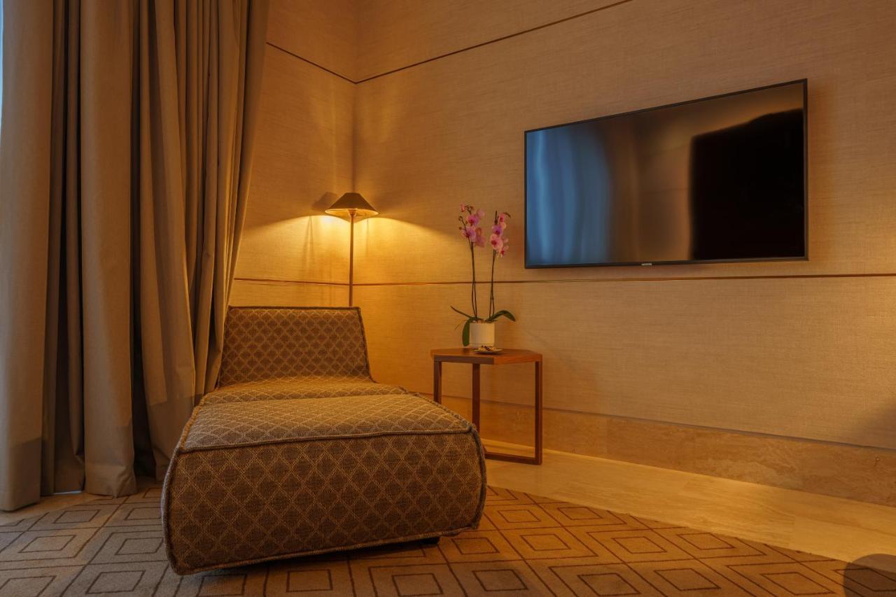 Shirvan Hotel City Yard Jeddah Exterior foto A room at the hotel