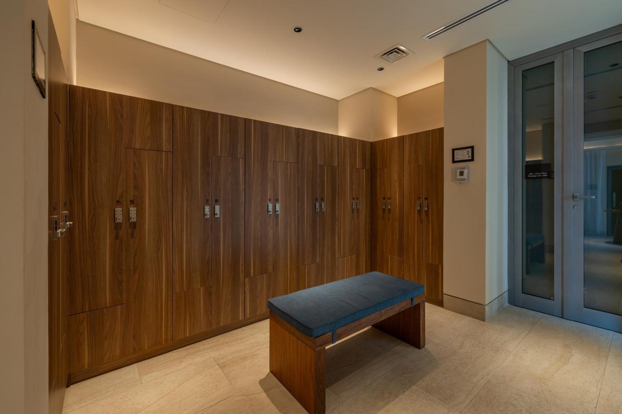 Shirvan Hotel City Yard Jeddah Exterior foto Locker room