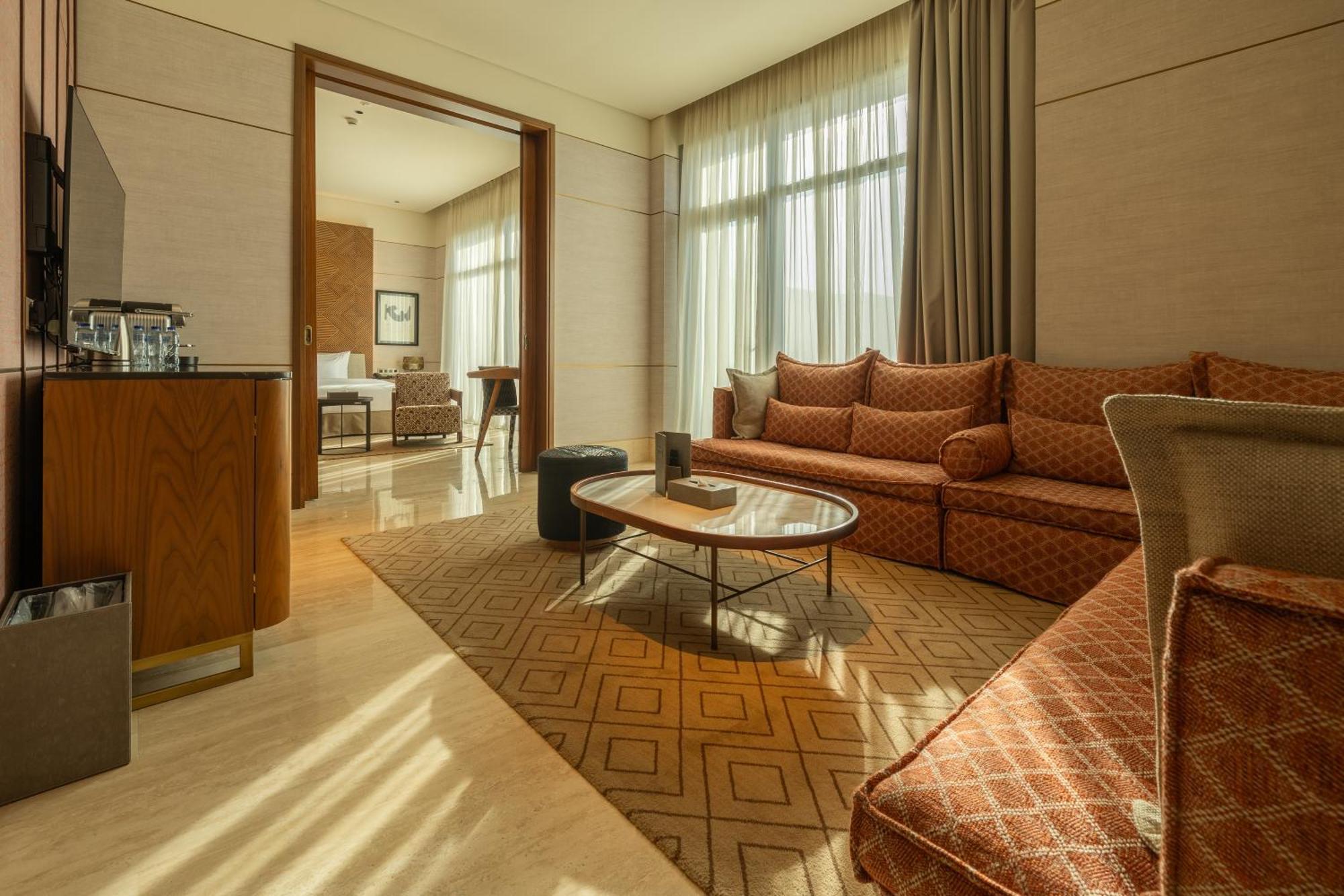 Shirvan Hotel City Yard Jeddah Exterior foto A suite at the Ritz-Carlton, Dubai